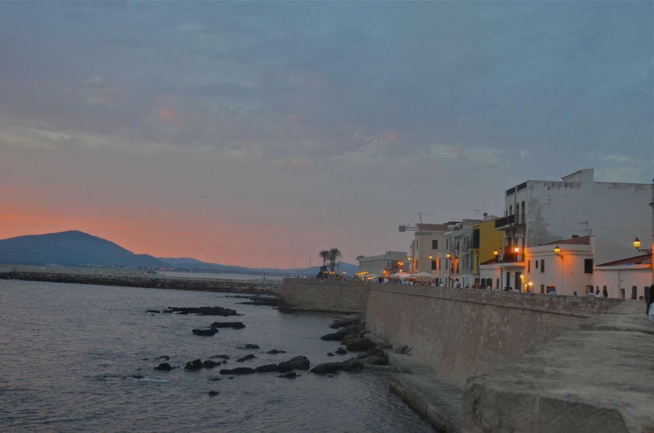 Alghero Old Town Apartment Steps To Sea And Scenic Ramparts Kültér fotó