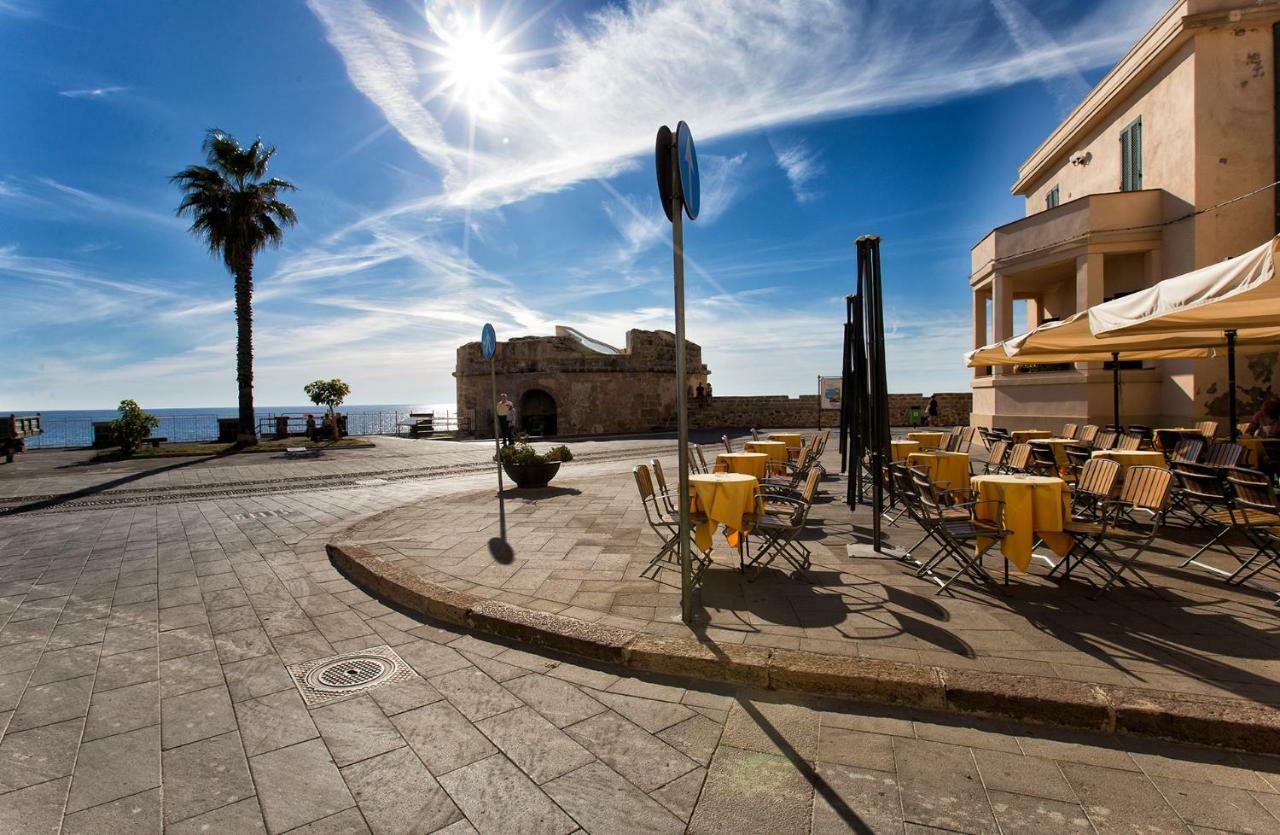 Alghero Old Town Apartment Steps To Sea And Scenic Ramparts Kültér fotó